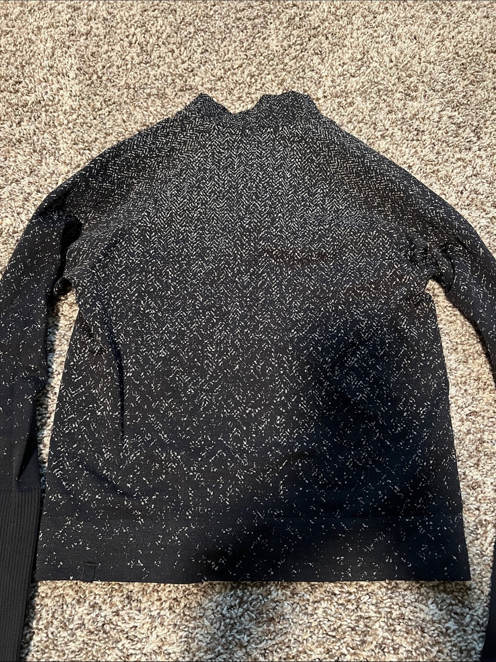 Lululemon Rest Less Cropped 1/2 Zip workout top Herringbone Fade Black / White - Picture 7 of 7
